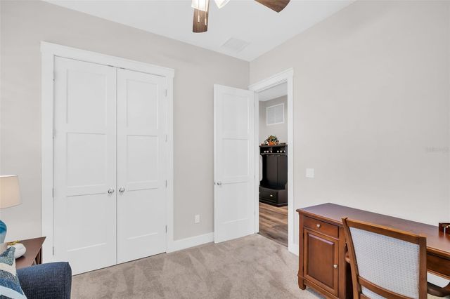 9840 W BAY STREET, Seminole, FL 33776