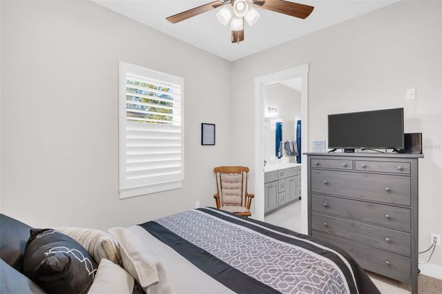 9840 W BAY STREET, Seminole, FL 33776