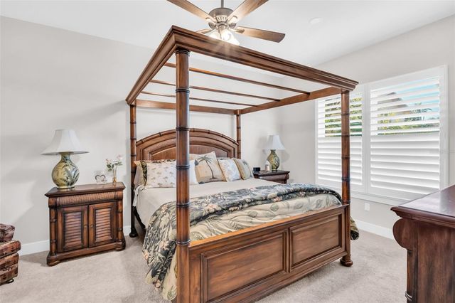 9840 W BAY STREET, Seminole, FL 33776