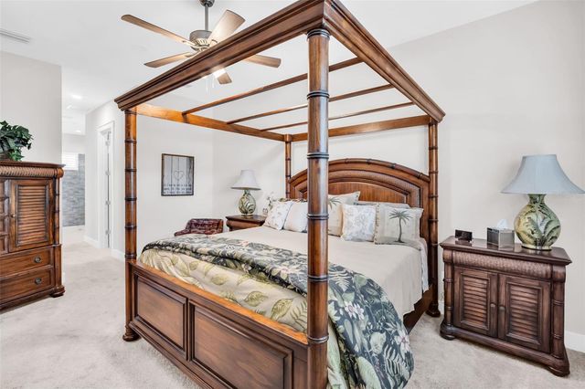 9840 W BAY STREET, Seminole, FL 33776