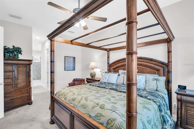 9840 W BAY STREET, Seminole, FL 33776