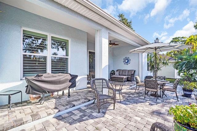 9840 W BAY STREET, Seminole, FL 33776