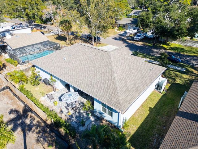 9840 W BAY STREET, Seminole, FL 33776