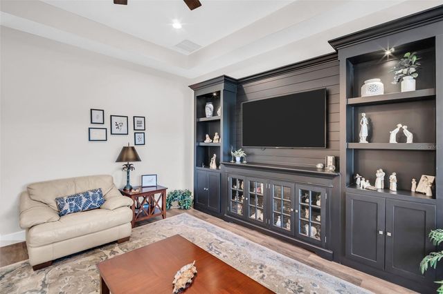 9840 W BAY STREET, Seminole, FL 33776