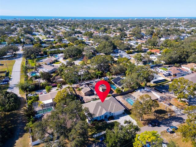 9840 W BAY STREET, Seminole, FL 33776