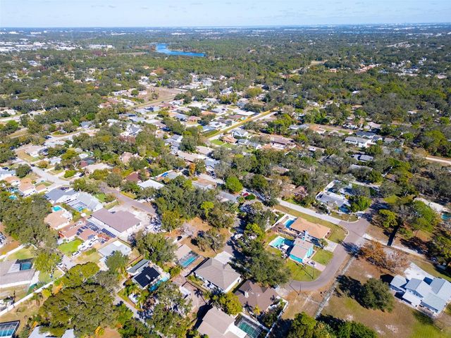 9840 W BAY STREET, Seminole, FL 33776