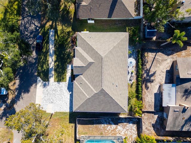 9840 W BAY STREET, Seminole, FL 33776