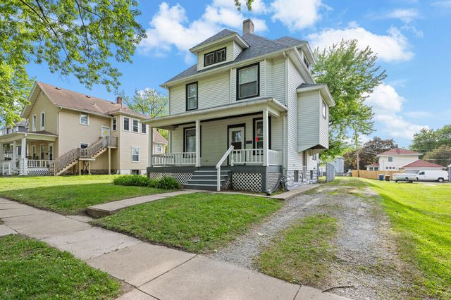 2132 Farnam Street, Davenport, IA 52803