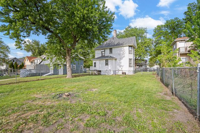 2132 Farnam Street, Davenport, IA 52803