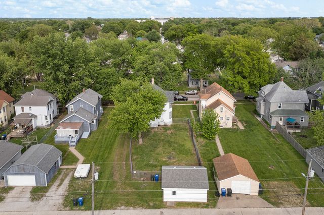 2132 Farnam Street, Davenport, IA 52803