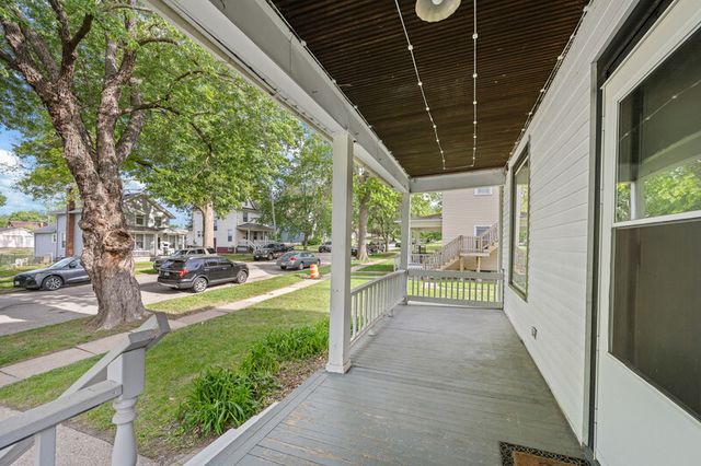 2132 Farnam Street, Davenport, IA 52803