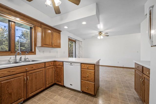 1168 COUNTY ROAD C, Pulaski, WI 54162