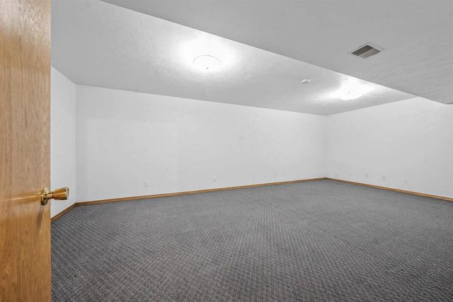 1168 COUNTY ROAD C, Pulaski, WI 54162