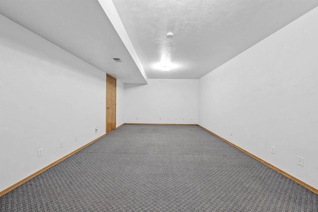 1168 COUNTY ROAD C, Pulaski, WI 54162