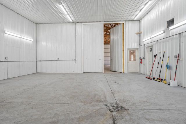 1168 COUNTY ROAD C, Pulaski, WI 54162