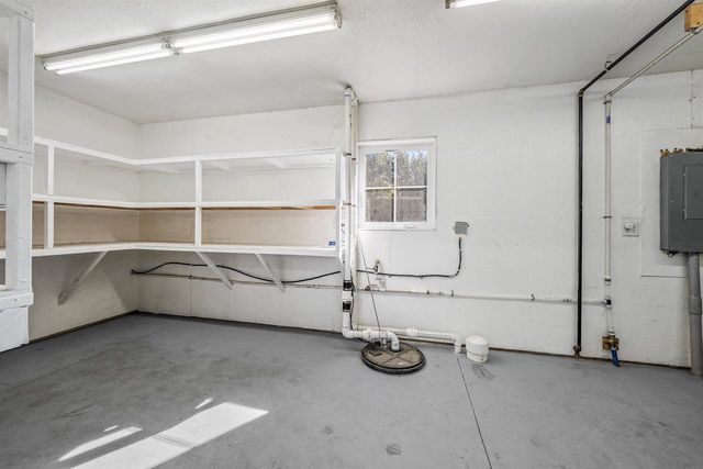 1168 COUNTY ROAD C, Pulaski, WI 54162