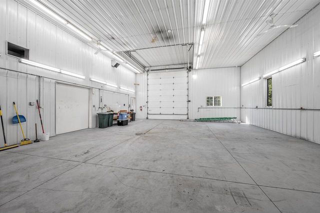 1168 COUNTY ROAD C, Pulaski, WI 54162