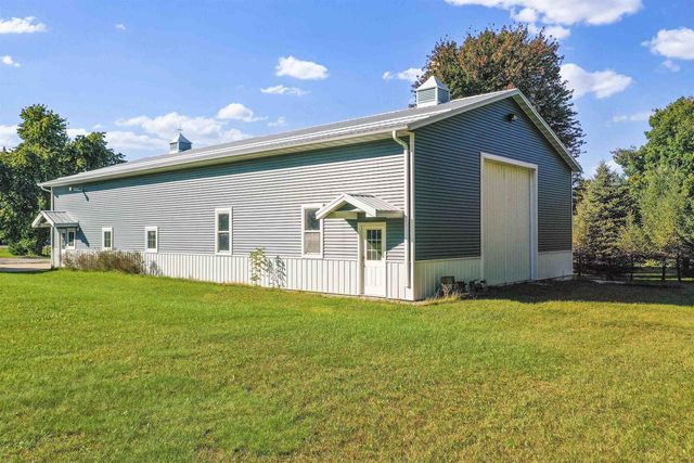 1168 COUNTY ROAD C, Pulaski, WI 54162
