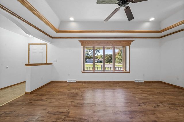 1168 COUNTY ROAD C, Pulaski, WI 54162