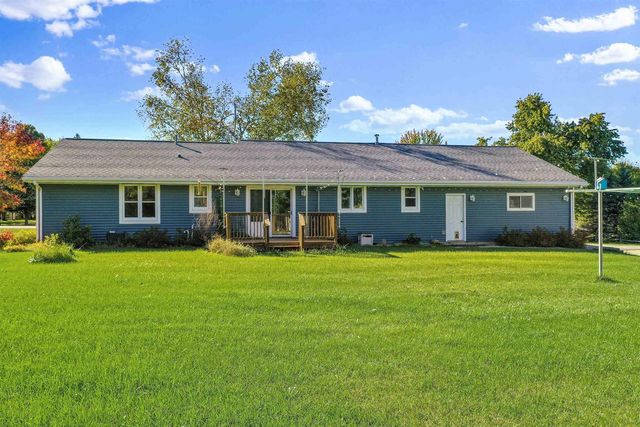1168 COUNTY ROAD C, Pulaski, WI 54162