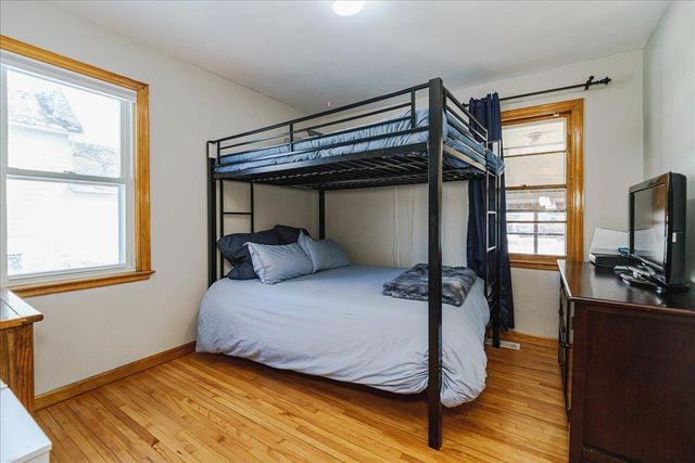 107 Lincoln Avenue N, New Prague, MN 56071