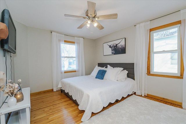 107 Lincoln Avenue N, New Prague, MN 56071