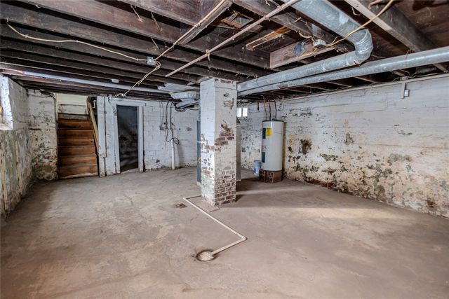 317 E 15th Street N, Newton, IA 50208