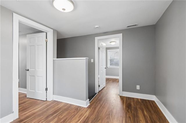 5038 S Benton Avenue, Kansas City, MO 64130