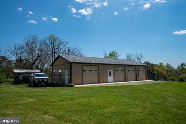 1020 CLARK HILL RD, Mount Pleasant Mills, PA 17853