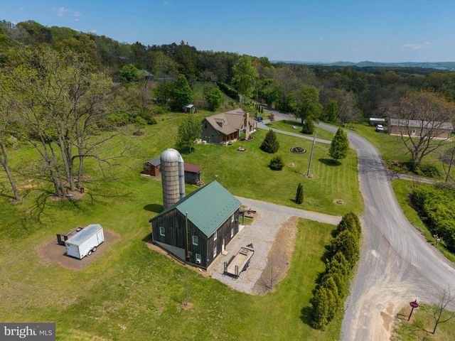 1020 CLARK HILL RD, Mount Pleasant Mills, PA 17853