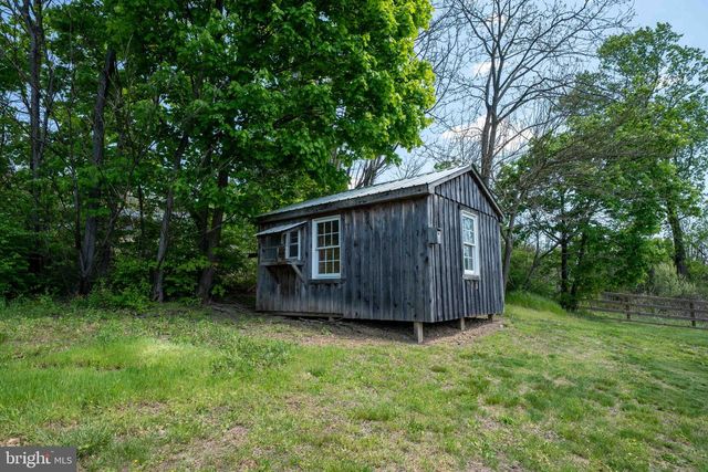 1020 CLARK HILL RD, Mount Pleasant Mills, PA 17853