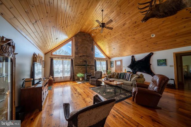 1020 CLARK HILL RD, Mount Pleasant Mills, PA 17853