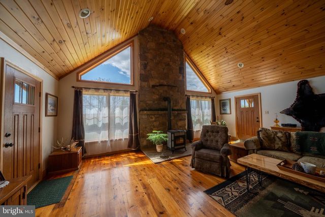 1020 CLARK HILL RD, Mount Pleasant Mills, PA 17853