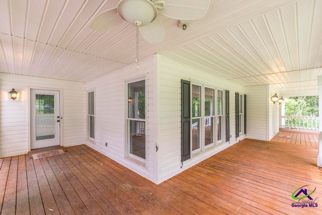 140 White Oak Plantation Drive, Gray, GA 31032