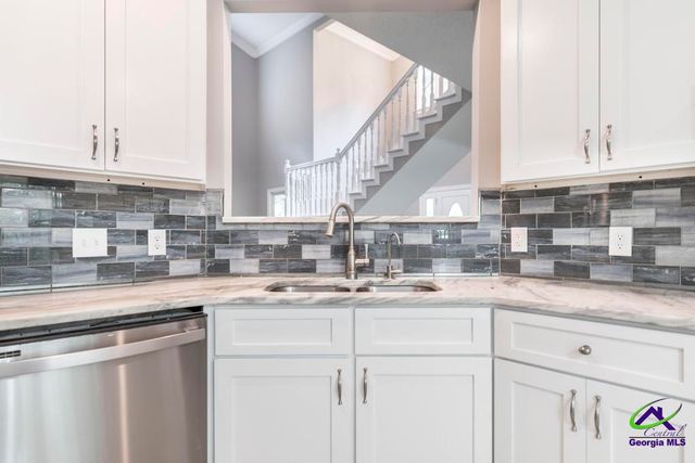 140 White Oak Plantation Drive, Gray, GA 31032