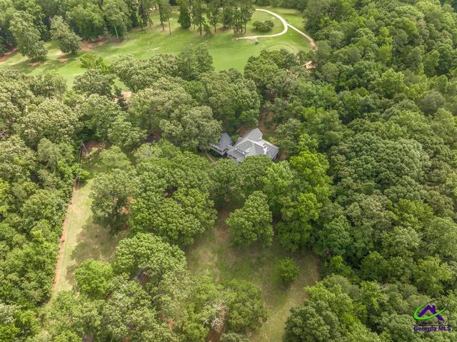 140 White Oak Plantation Drive, Gray, GA 31032