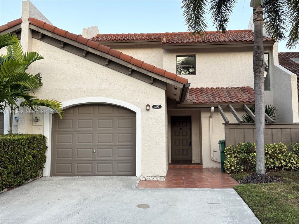 8589 SW 115 Place, Miami, FL 33173