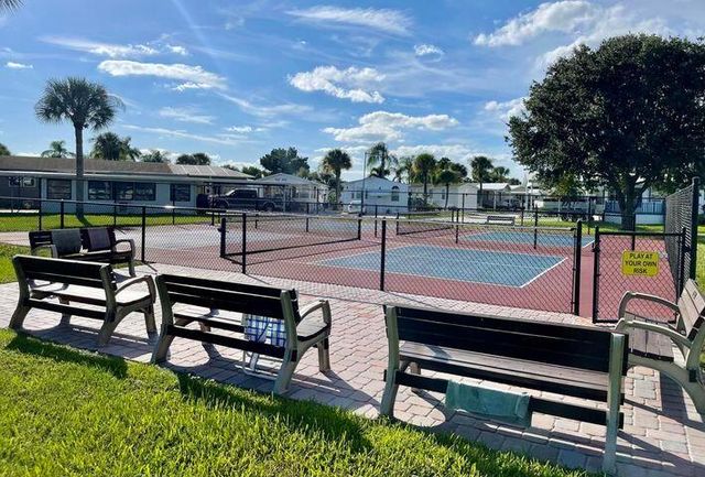 6494 SE 52nd Street, Okeechobee, FL 34974