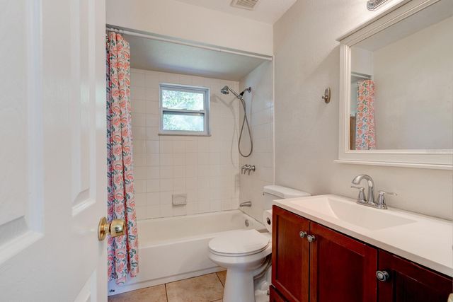 712-714 OAKWOOD AVENUE, New Smyrna Beach, FL 32169