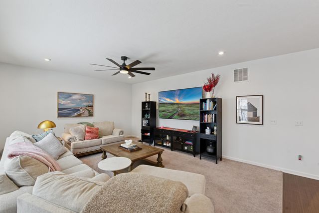 2225 Waterway Place, Union, KY 41091