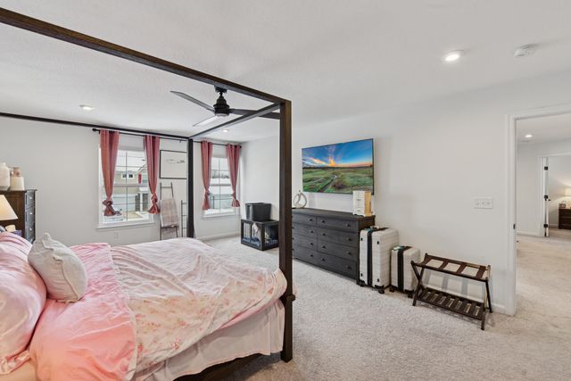 2225 Waterway Place, Union, KY 41091