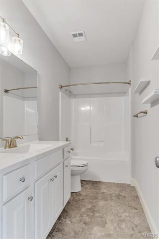 6401 Brookfield Court 102, Unincorporated, MO 63129