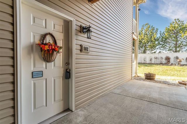 6401 Brookfield Court 102, Unincorporated, MO 63129