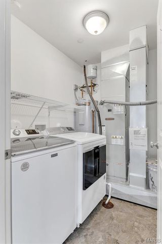 6401 Brookfield Court 102, Unincorporated, MO 63129