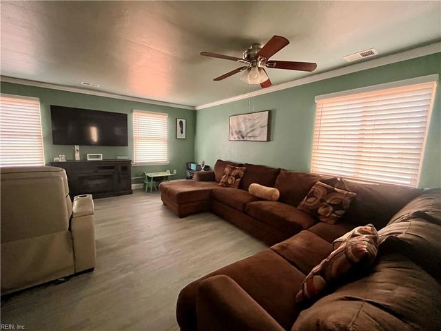 1700 Ashton DR, Virginia Beach, VA 23462