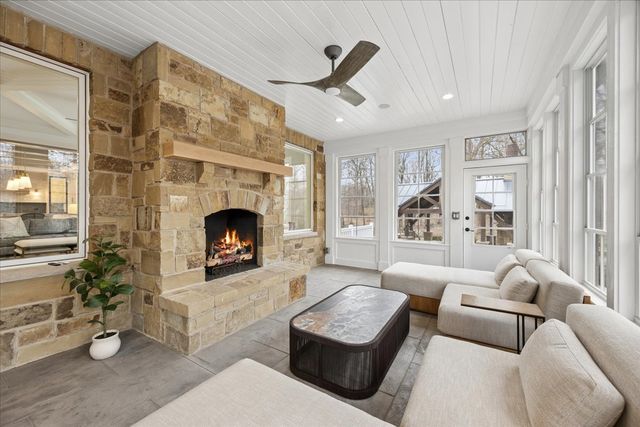 5237 Cornell Avenue, Downers Grove, IL 60515