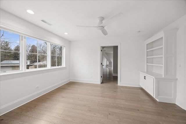 5237 Cornell Avenue, Downers Grove, IL 60515