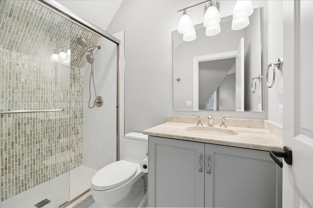 5237 Cornell Avenue, Downers Grove, IL 60515