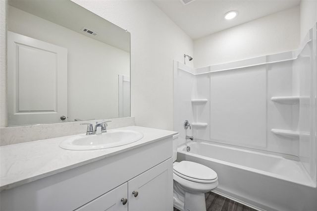 1706 TRIMBLE AVENUE, Deland, FL 32720