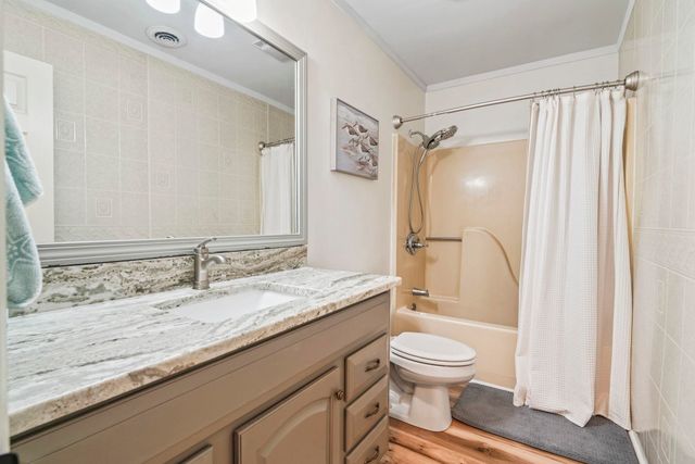 1880 Colony Dr Apt 12A, Surfside Beach, SC 29575